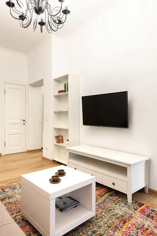 Sweet Home Apartment Lviv 0*,