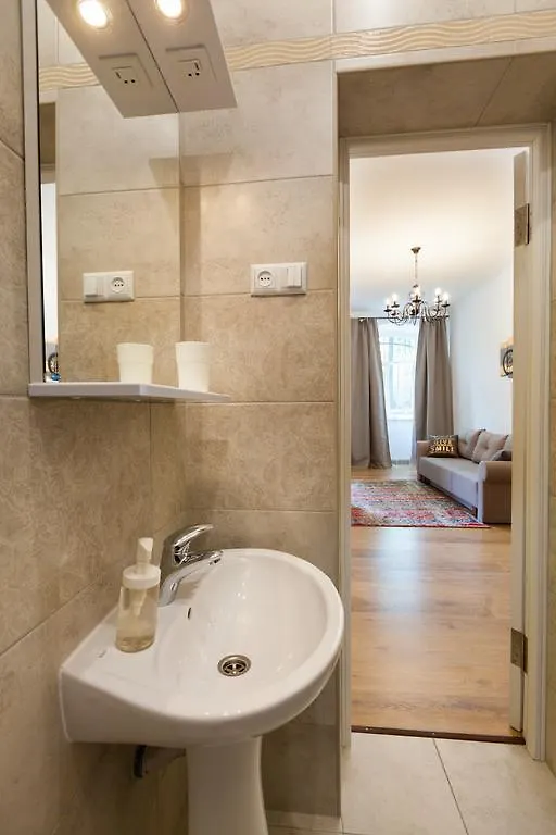 Sweet Home Apartment Λβιβ 0*,  Ουκρανία